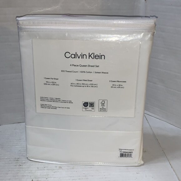 Calvin Klein White Sateen Weave Queen Size Cotton Sheet Set     300 Thread Count - Picture 4 of 4